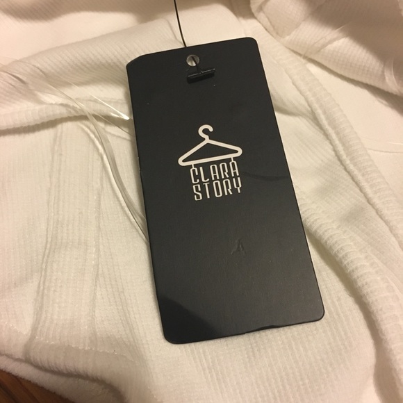 Clara story bodysuit small NWT - Picture 2 of 4